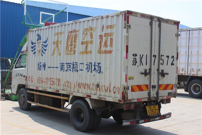 货车